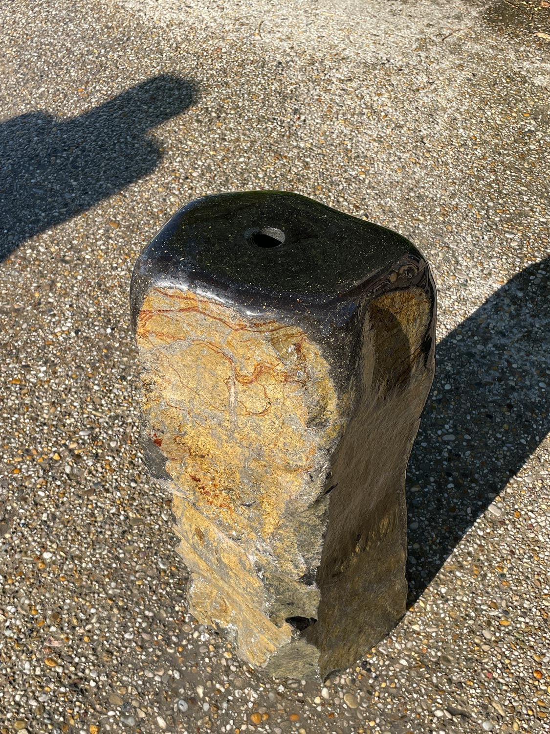 Quellstein Basalt BT2106, 77cm – Bild 3