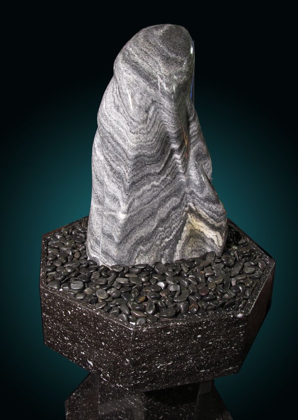 Valdosta-Skultpurbrunnen Dark Elegance