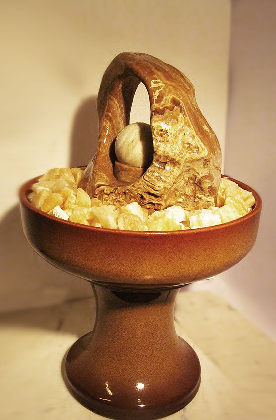 Marmor Lochkugelbrunnen Arkade 8cm mit Sockel – Bild 3