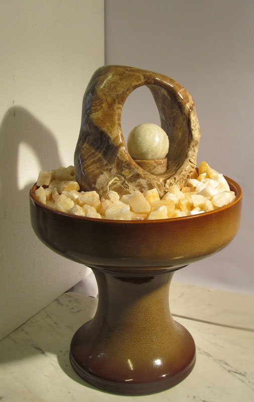 Marmor Lochkugelbrunnen Arkade 8cm mit Sockel – Bild 4